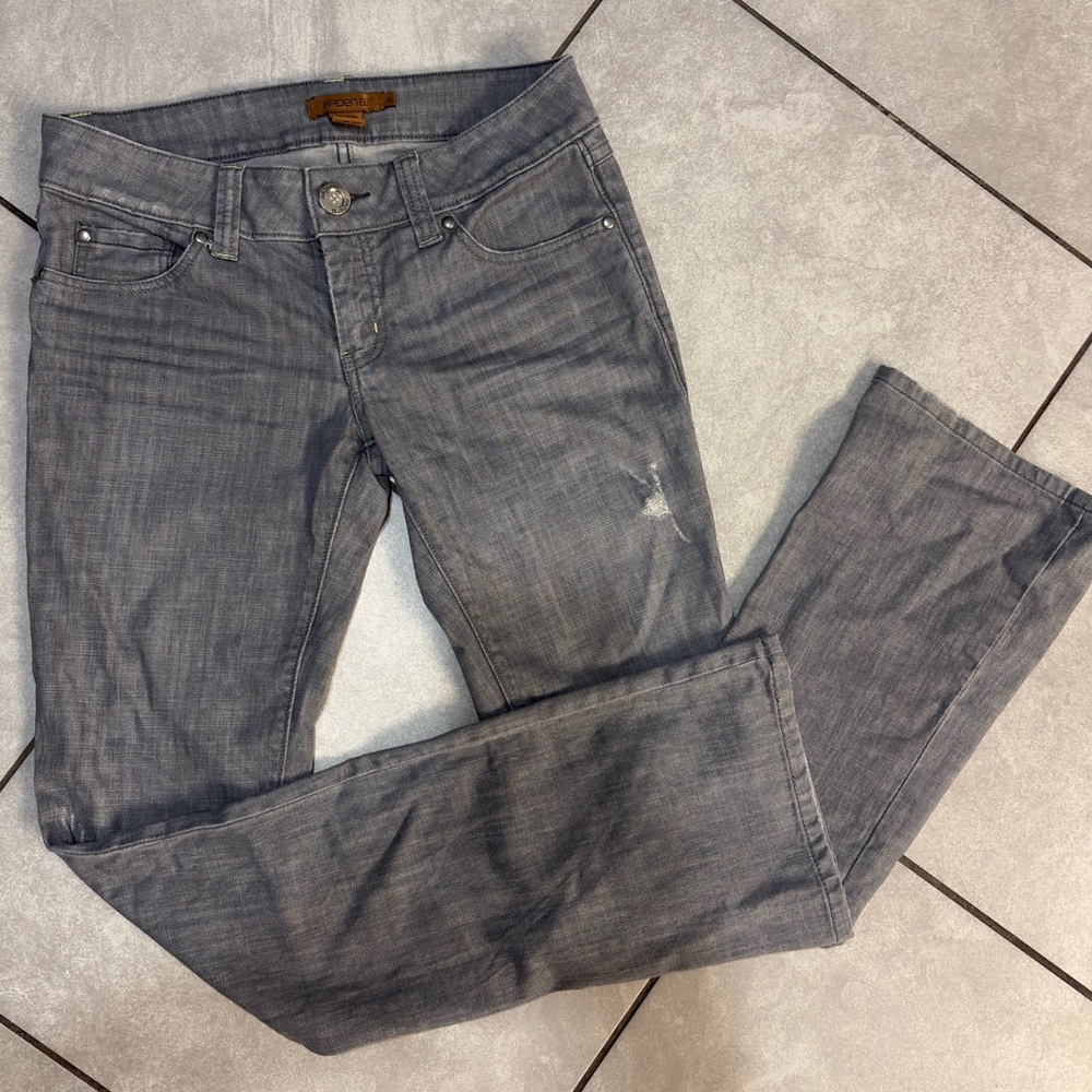 Arden B size 6 Boot Cut